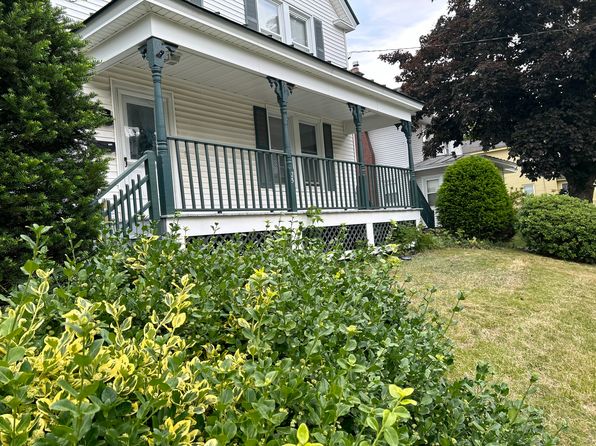 25 Sanger Ave #A