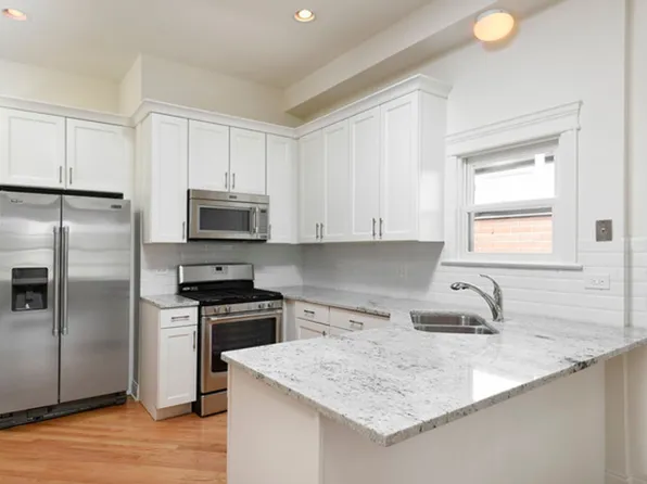 1657 W Wrightwood Ave #3W, Chicago, IL 60614