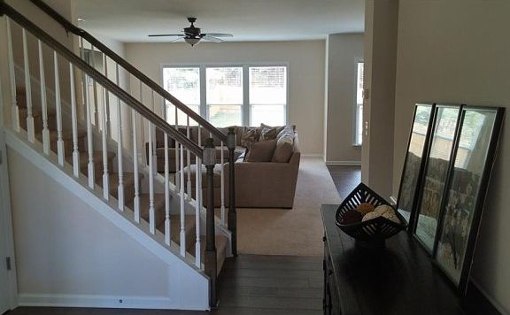 4th image of 1317 Calistoga Way