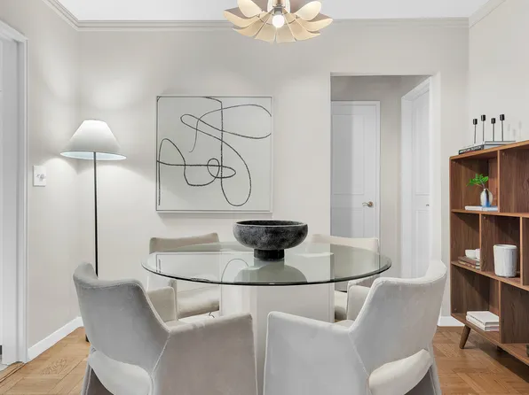 411 East 53rd Street image 3 of 9