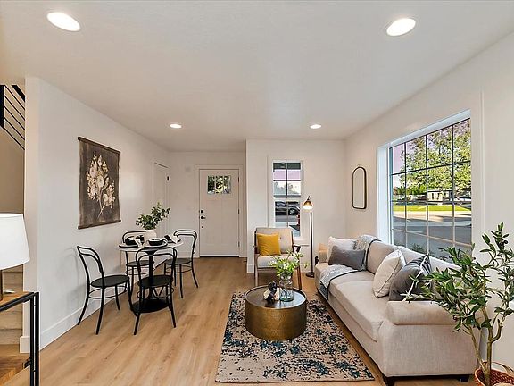 3rd image of 1515 South Chase