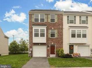 40 Lombard Ln, Bunker Hill, WV