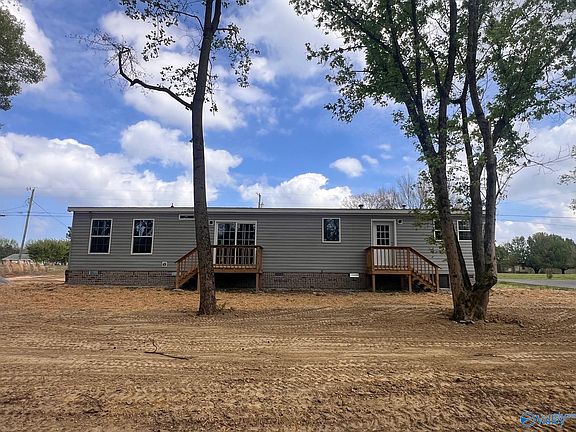 5th image of 106 Martin Ln