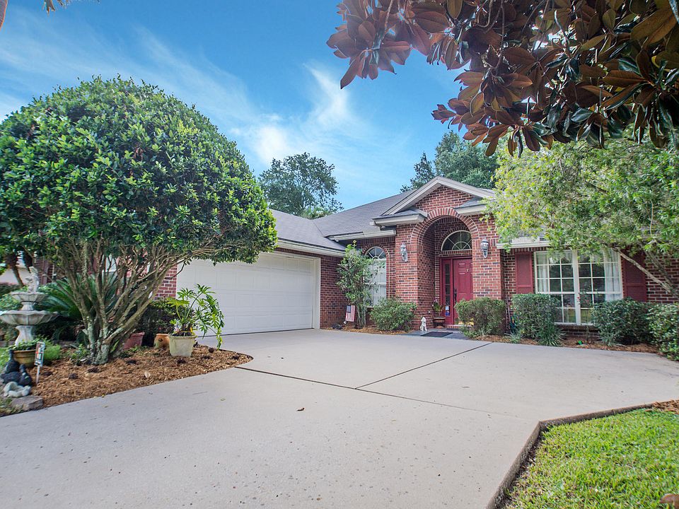 1st image of 14602 Camberwell Ln S