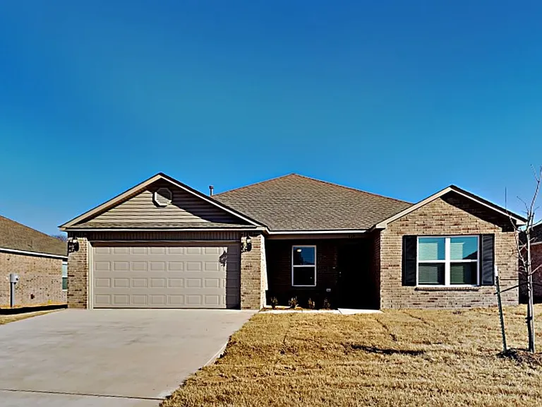 408 Fox Burrow Ln — Photo 2