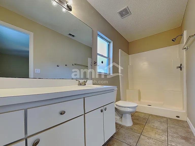 7831 Chadwick Dr — Photo 12