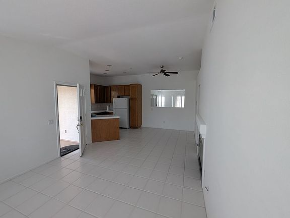 4th image of 154 California Ct