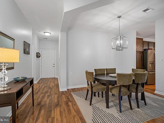 4th image of 6481 Cheyenne Dr Unit 102