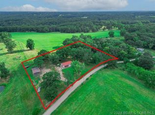 65 Rush Rd, Eldon, MO 65026