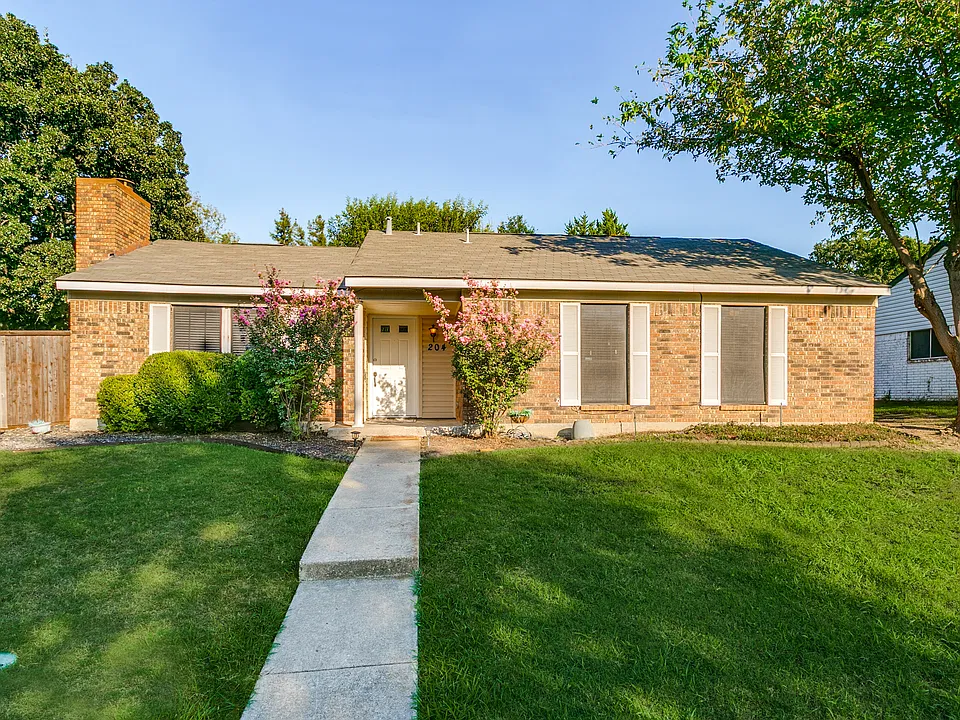 204 Timber Ridge Ln