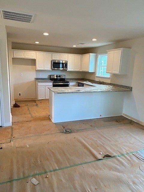 2nd image of 606 Ridgeville Crossing Dr