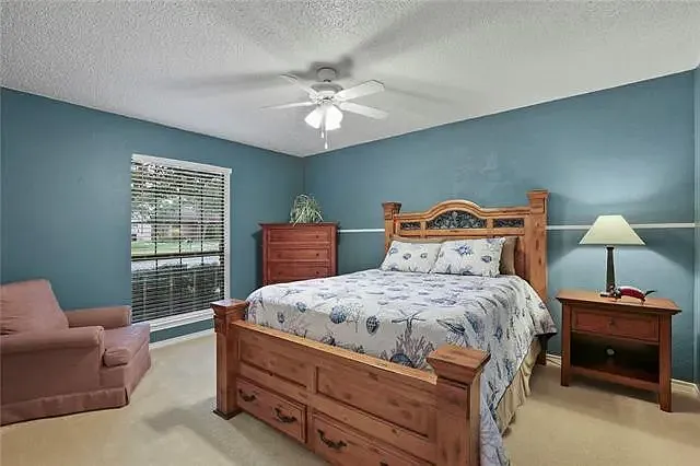 2403 Blue Cypress Dr — Photo 18