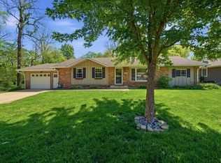 4902 W Hopewood Ln, Peoria, IL 61607