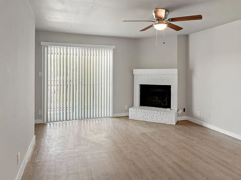 6812 S Congress Ave — Photo 26