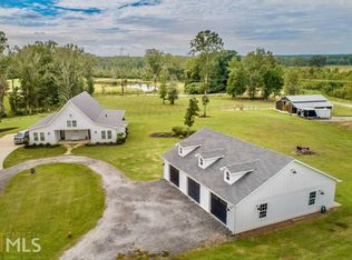 68 Bethlehem Church Rd, Moreland, GA 30259