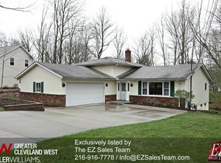 9982 Fair Rd, Strongsville, OH 44136