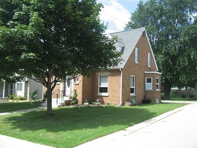 1st image of 1216 School St