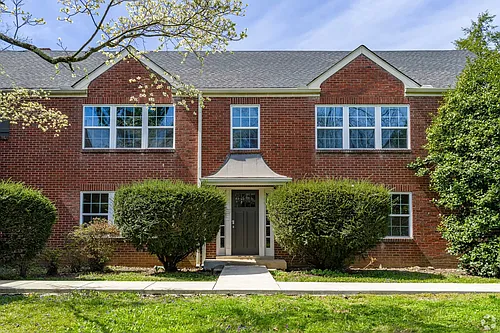 701 Bowling Ave #1 Photo 1