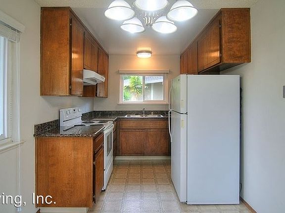 5th image of 1595 Brookvale Dr APT 05