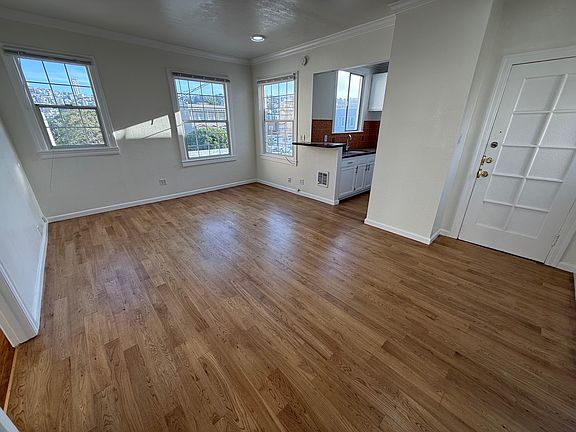 2nd image of 20 Mallorca Way APT 6