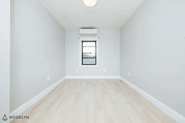 Rented by Nooklyn NYC LLC | media 18