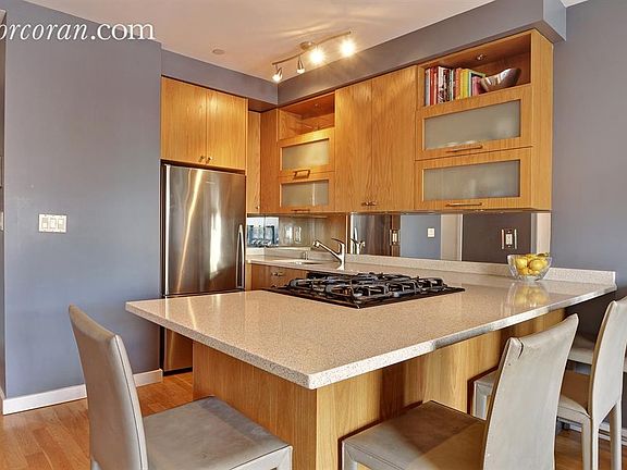 2nd image of 282 21st St #3B