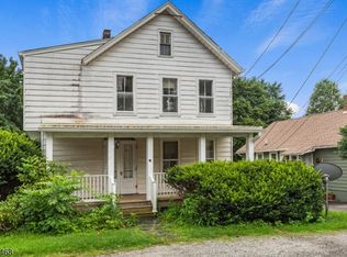 14 High St, Andover Boro, NJ 07821