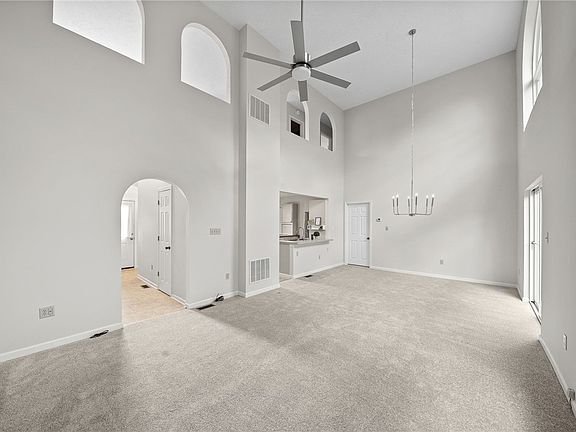 5th image of 1157 Old Farm Rd