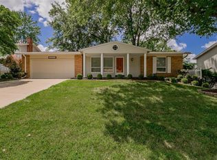 10914 Mugan Dr, Saint Louis, MO 63123