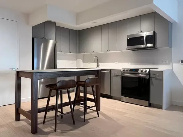 445 Gerard Avenue 445-810 image 1 of 18