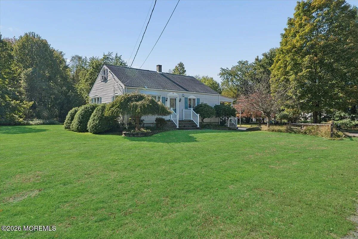 2 bed, 1008 sqft, $3,300 — Photo 2