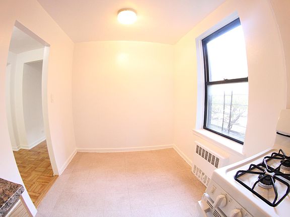 5th image of 2324 Walton Ave #1E-2