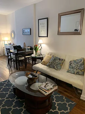 Rented by Bond New York | media 8