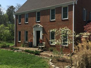 1003 Whispering Pines Ln, Charlottesville, VA 22901