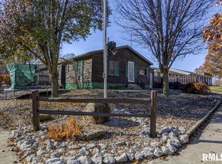 136 Summit Ave, Kincaid, IL 62540