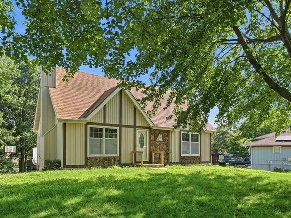 6718 NW Brink St, Kansas City, MO 64152