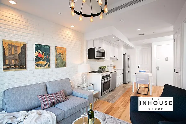 Sold by The InHouse Group | media 1