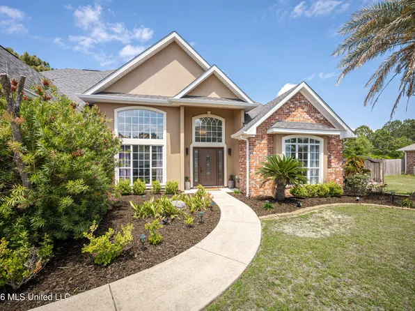 1713 Shelby Ln, Ocean Springs, MS 39564