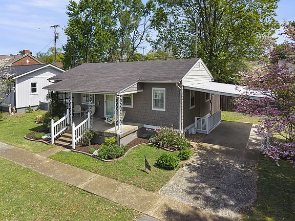 3rd image of 1103 Cleves St