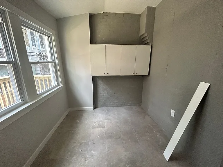 3115 F St — Photo 9