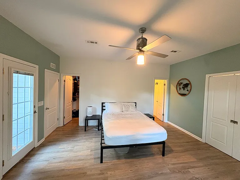 104 N Oak Ridge Dr — Photo 10