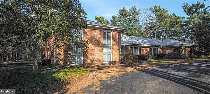 600 Glenside Rd — Photo 52