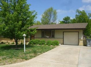 2102 Flint Rd, Emporia, KS 66801