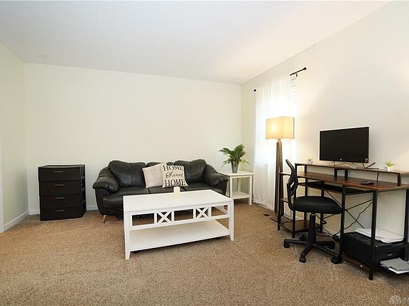5th image of 4405 Mogul Ln