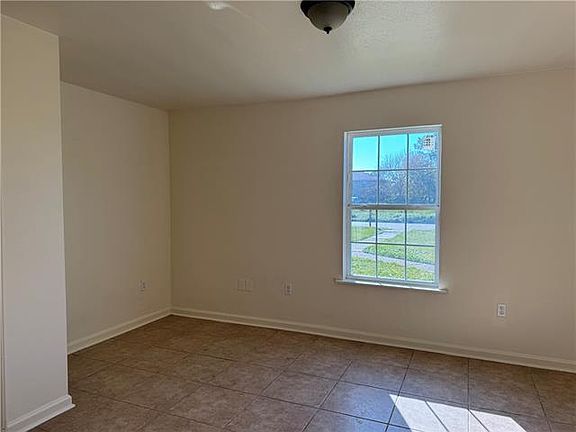 2nd image of 6923 Boston Dr