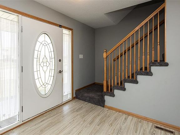2nd image of 1660 SE Wood Creek Dr