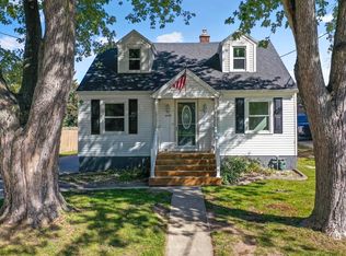 1449 Cass St, Green Bay, WI 54301