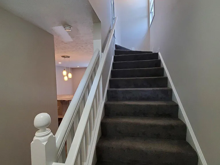 372 Angela Ln — Photo 8