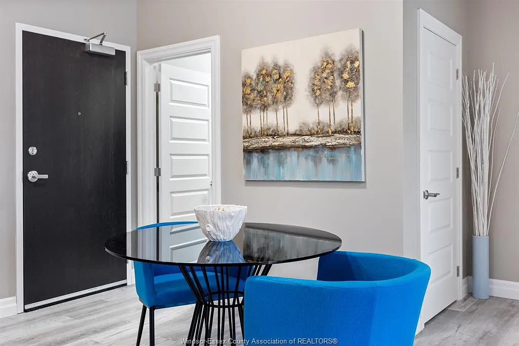 2 bed, 2.0 bath, 1113 sqft, $2,145 — Photo 4
