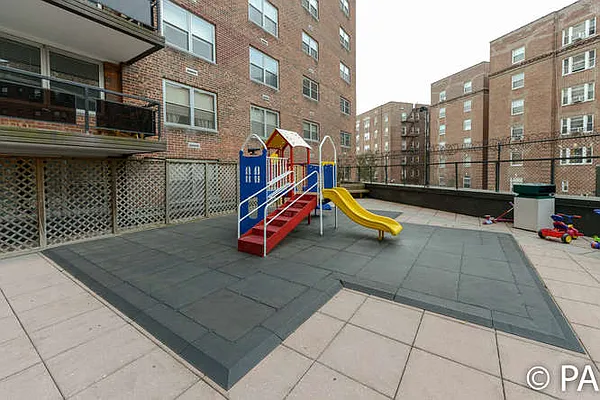 Sold by Benjamin Realty Since 1980 | media 25